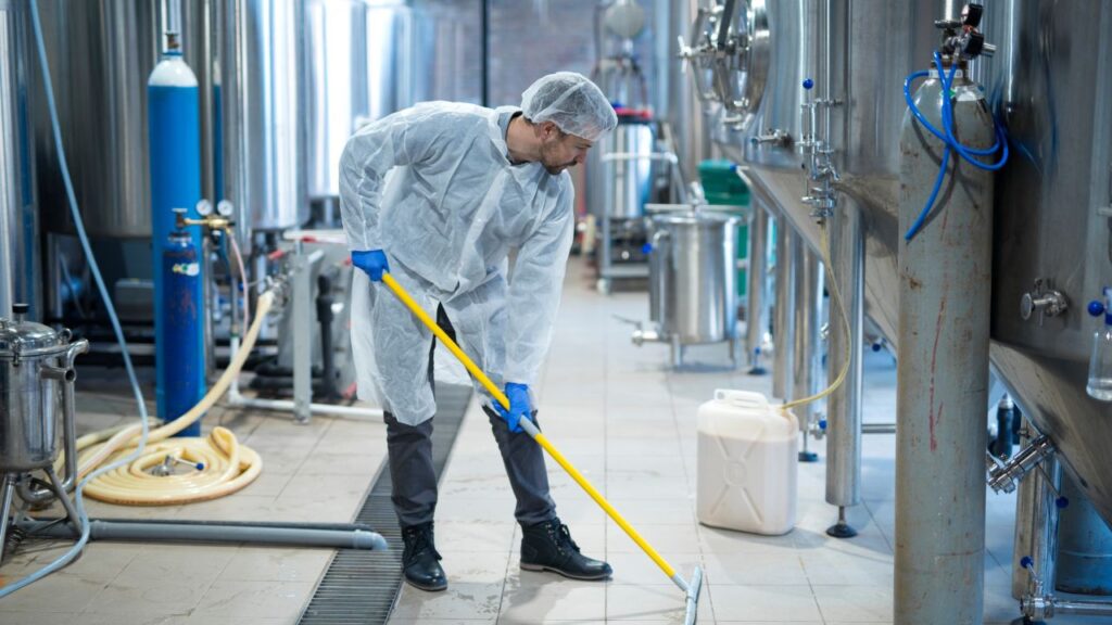บริการทำความสะอาดระบบสครับเบอร์และแพ็คกิ้งมีเดีย wet Scrubber and packing media cleaning service